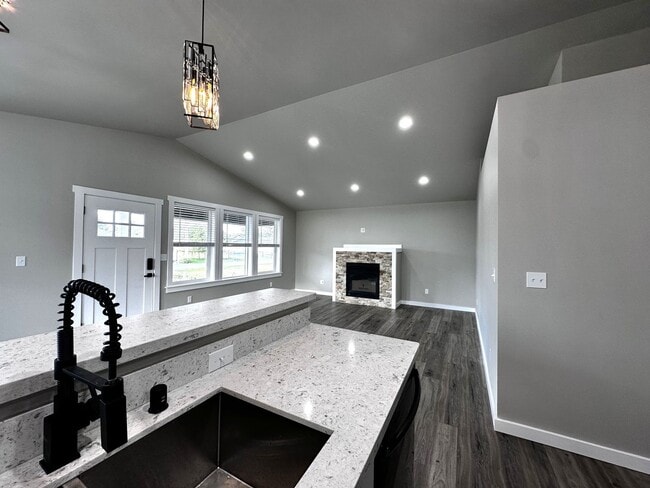 Building Photo - 207 S Razor Clam Dr SW