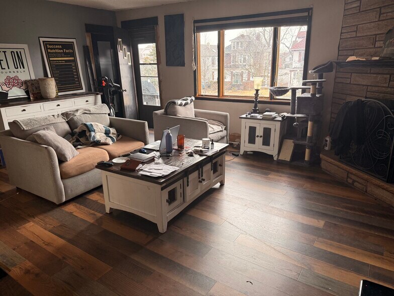 Building Photo - 359 Colvin Ave