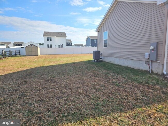 Building Photo - 86 Metz Dr