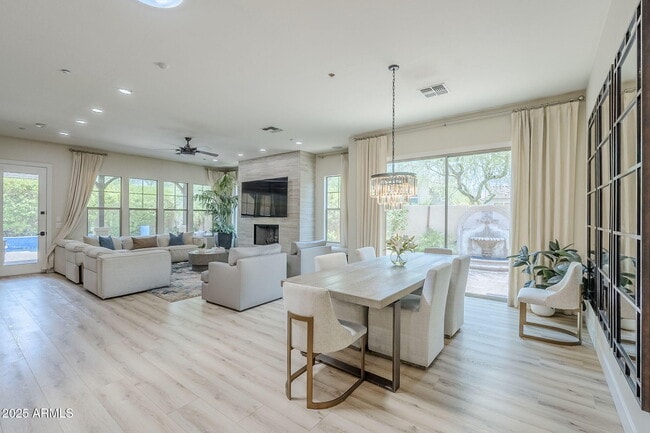 Building Photo - 9272 E Desert Village Dr
