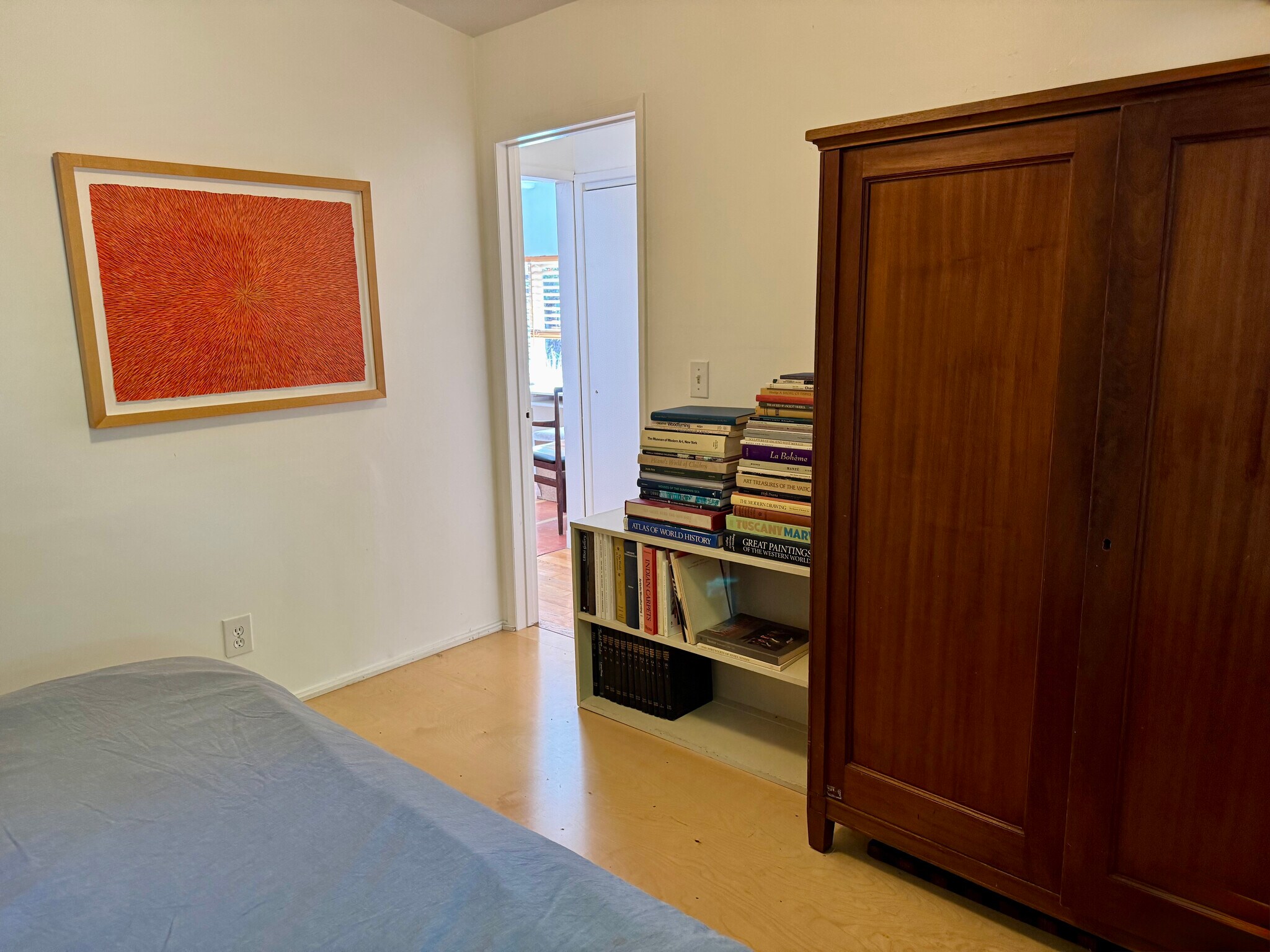 Building Photo - 3633 Mountain View Ave