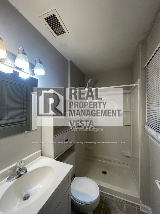 Building Photo - 102 Hope Pl