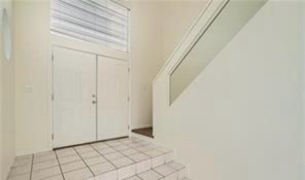 Building Photo - 7516 Sea Spray Ave