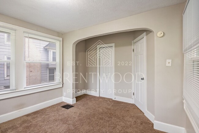 Building Photo - Updated and Move-In Ready 4-Bedroom Home