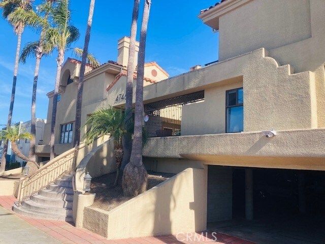 Building Photo - 4746 W 173rd St