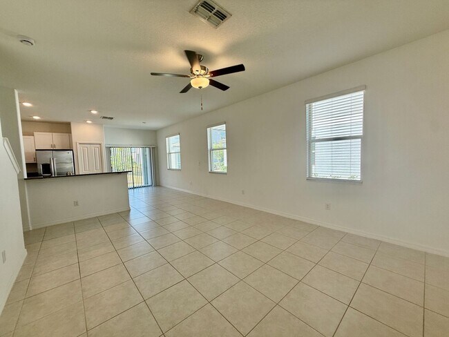 Building Photo - 8335 Birch Hvn Ln