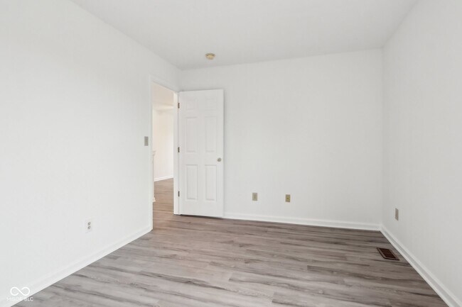 Building Photo - 5344 Arbor Creek Dr