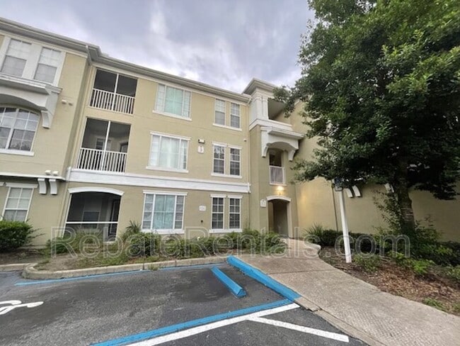 Building Photo - 8290 Gate Pkwy W