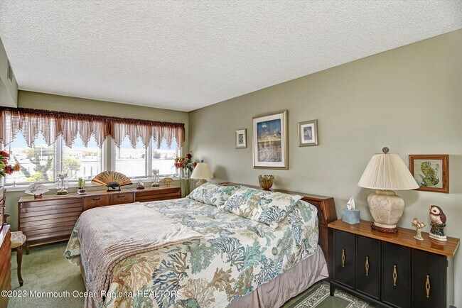 Building Photo - 77 E Water St