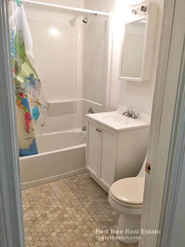 Building Photo - 60 Egmont St