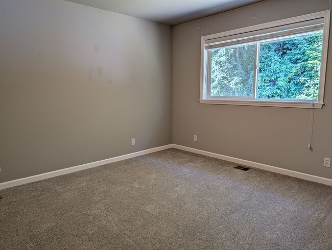 Building Photo - 200 Swinomish Dr
