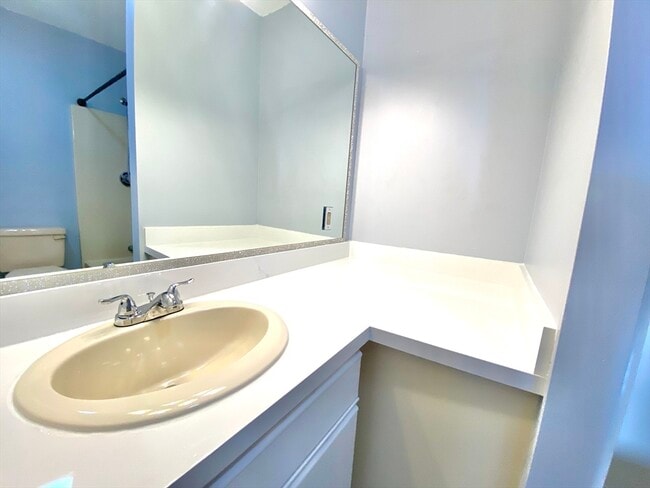 Building Photo - 90 Quincy Shore Dr