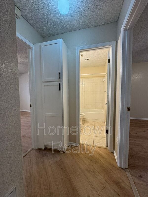 Building Photo - 922 NW 116th Court