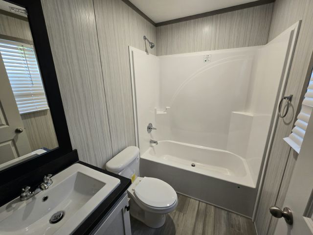 Building Photo - 103 Bardin Dr