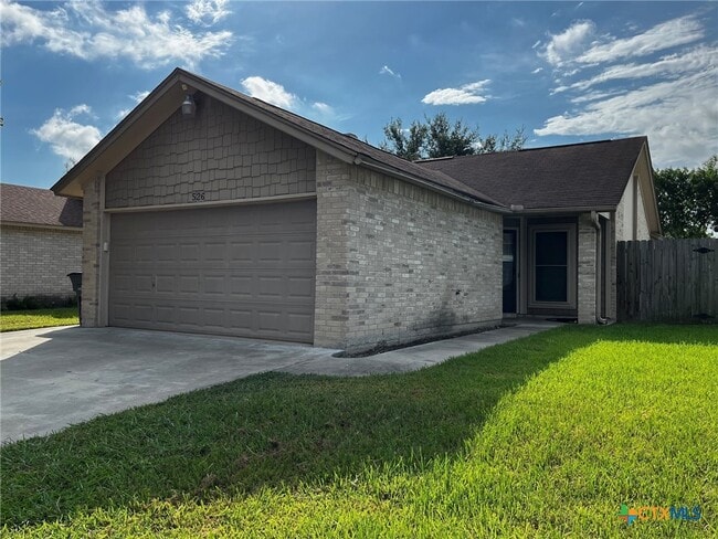 Primary Photo - 526 Rattan Dr