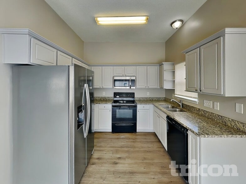 Building Photo - 7401 Fallow Ln