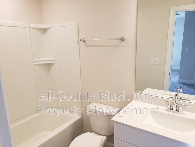 Building Photo - 1608 Espy Aly