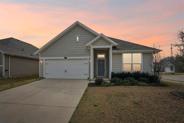 Building Photo - 9000 HUXLEY Dr