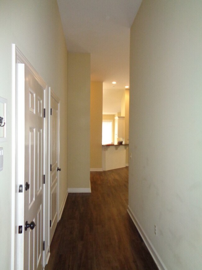 Building Photo - 540 Orchard Cir
