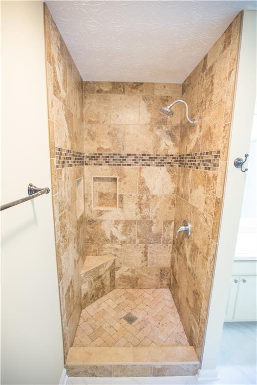 Building Photo - 5270 Oaks Landing Ct