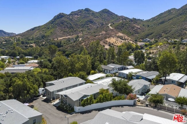Building Photo - 30473 Mulholland Hwy