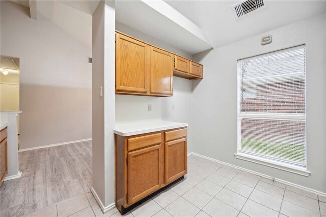 Building Photo - 20323 Pinefield Ln