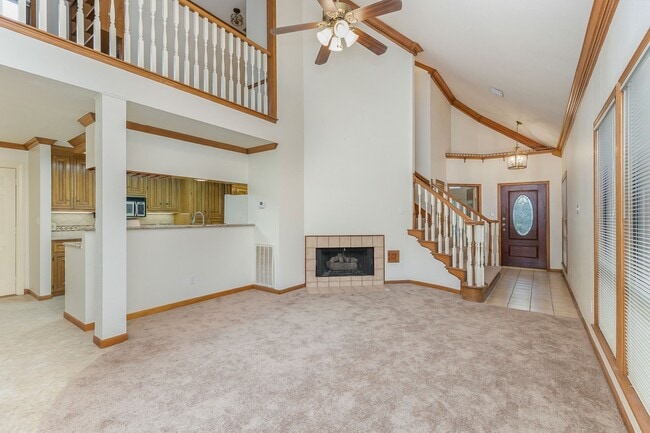 Building Photo - 18242 Vinland Dr