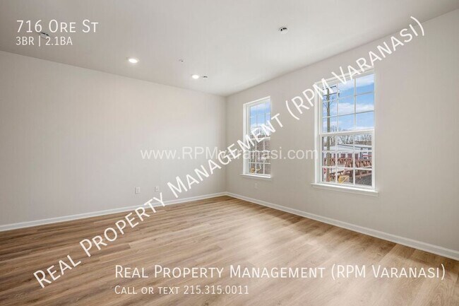 Building Photo - 716 Ore St