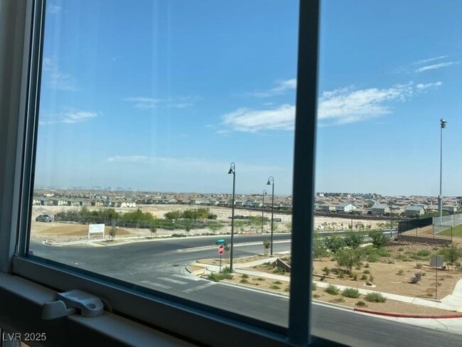 Building Photo - 2757 Abrantes Pl