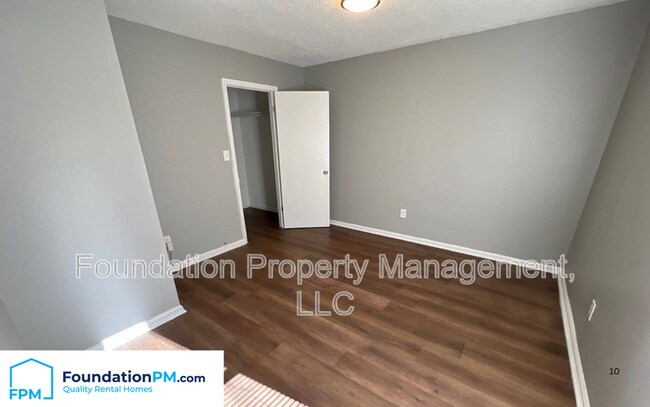 Building Photo - 1206 S Orleans St