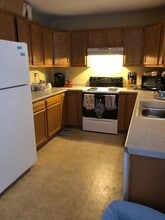 Building Photo - 15 LLC-75 Sailly Avenue