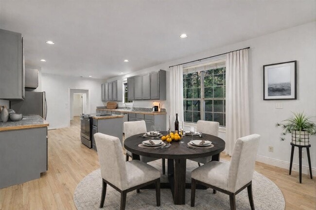 Building Photo - 104 Upolu Ct