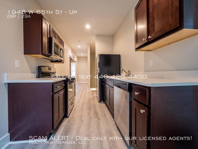 Building Photo - 1956 W 65th St