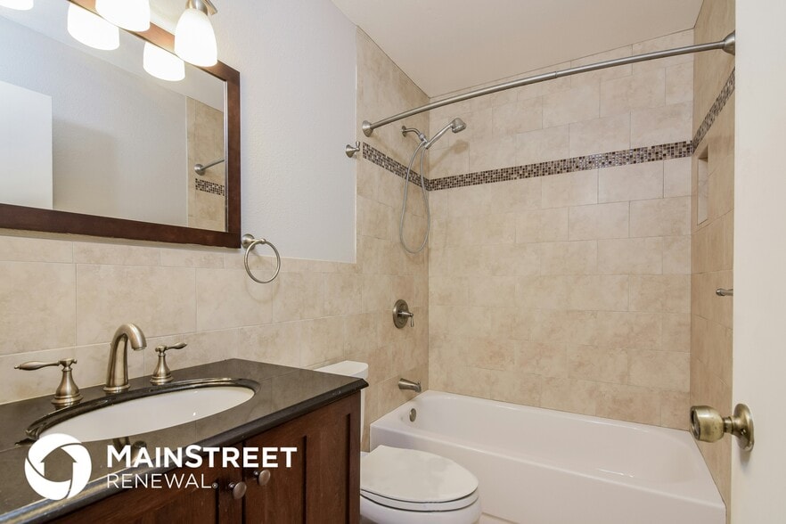 Building Photo - 1208 Altoona Ave