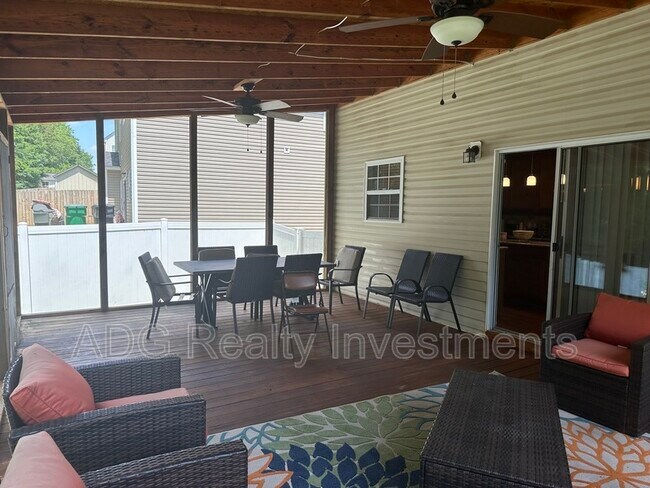 Building Photo - 6629 Pattonsburg Dr