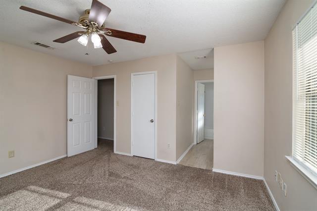 Building Photo - 6631 Parkview Ln