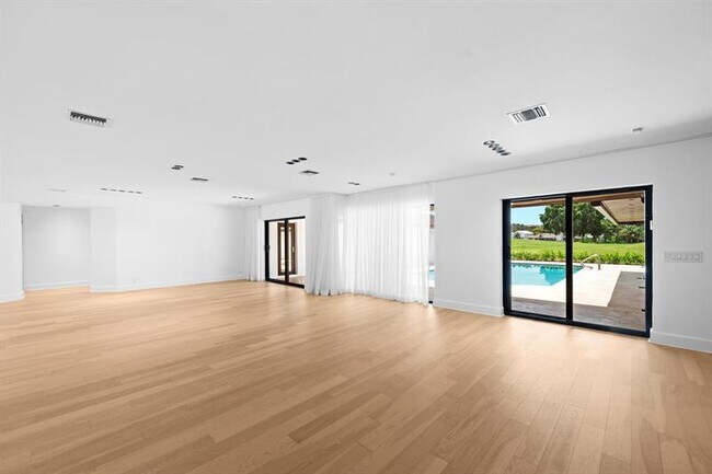 Building Photo - 5220 N 31st Pl