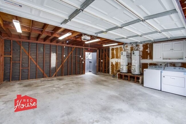 Building Photo - 408 Bristol Rd