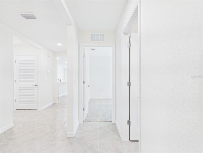 Building Photo - 4742 SW 88th St