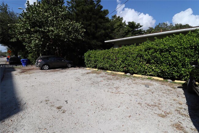 Building Photo - 777 NE 85th St