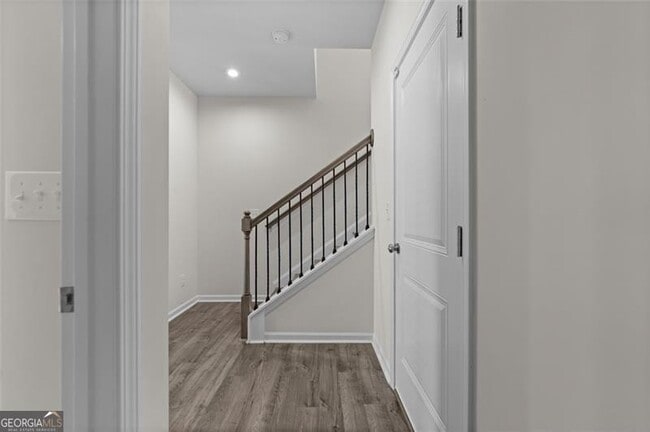 Building Photo - 1578 Ridgebrook Downs