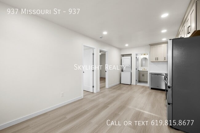Building Photo - 937 Missouri St