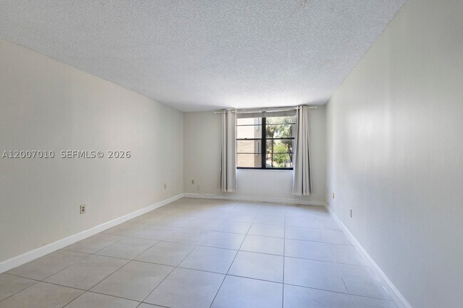 Building Photo - 10855 SW 112th St