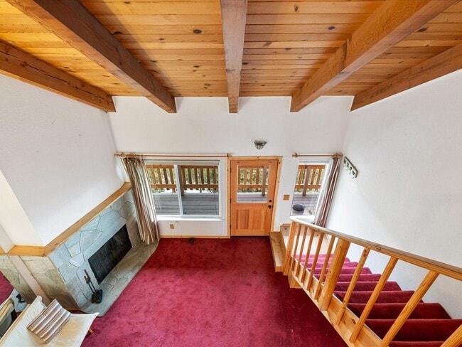 Building Photo - Seasonal or full-time Rental