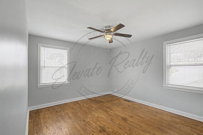 Building Photo - Four Bedroom Ranch with Finished Basement in Clarksville!