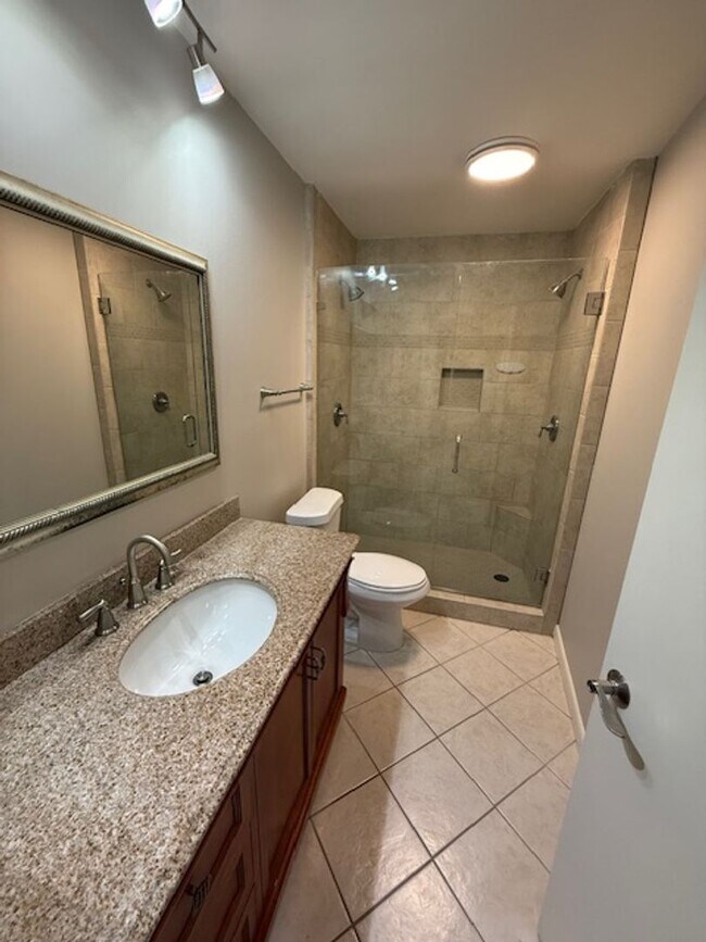 Building Photo - 36 Sweet Bay Ln
