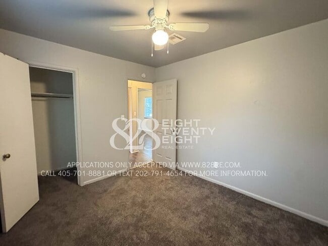 Building Photo - AVAILABLE NOW! Cute 2 Bed/1 Bath Single Fa...