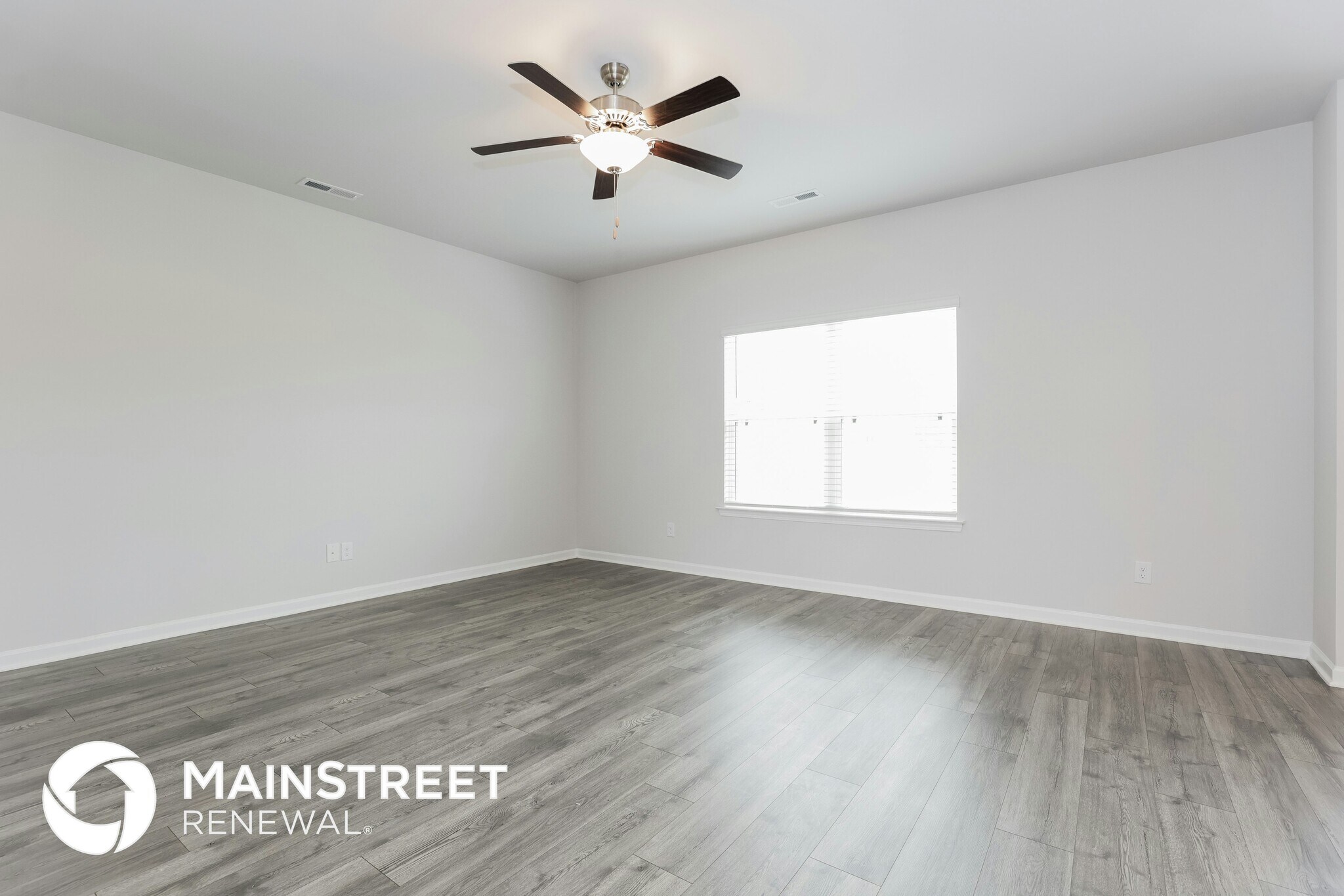 Building Photo - 3211 Quintana Dr
