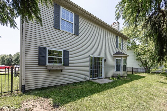 Building Photo - 2410 Silver Ct