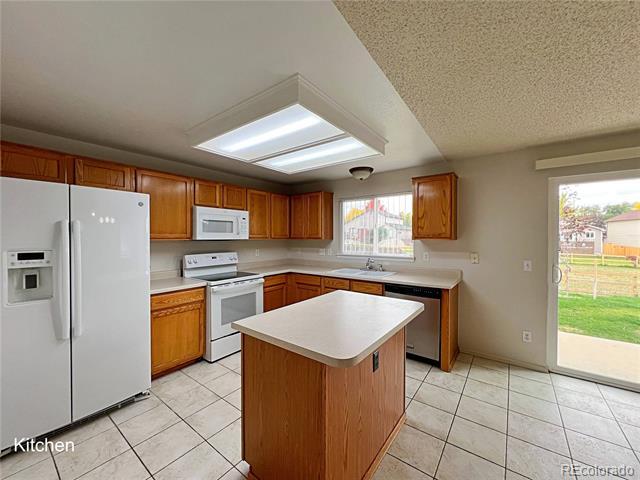 Building Photo - 5377 S Ukraine Way